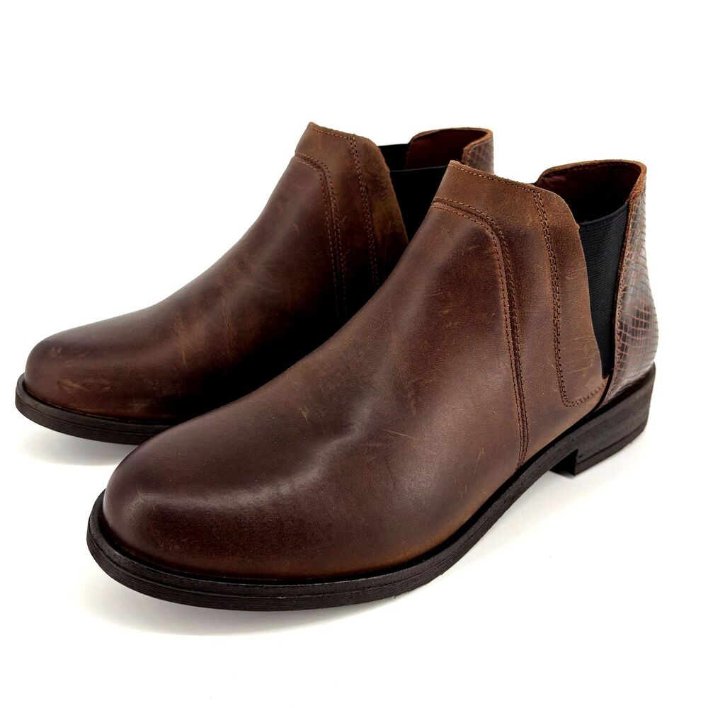 Clarks Demi 2 Beat Women’s Ankle Boots 9M Dark Tan Leather Snakeskin NWT